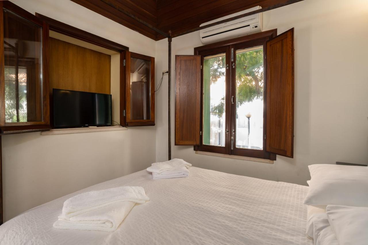 Holiday Villa In Elite Residential Area Of Фару Экстерьер фото